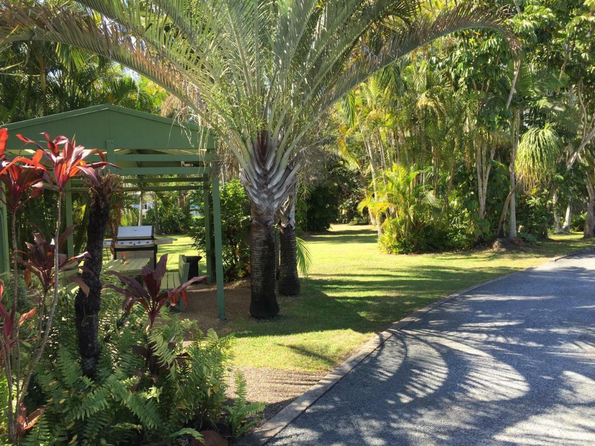 Tin Can Bay Motel Exterior foto